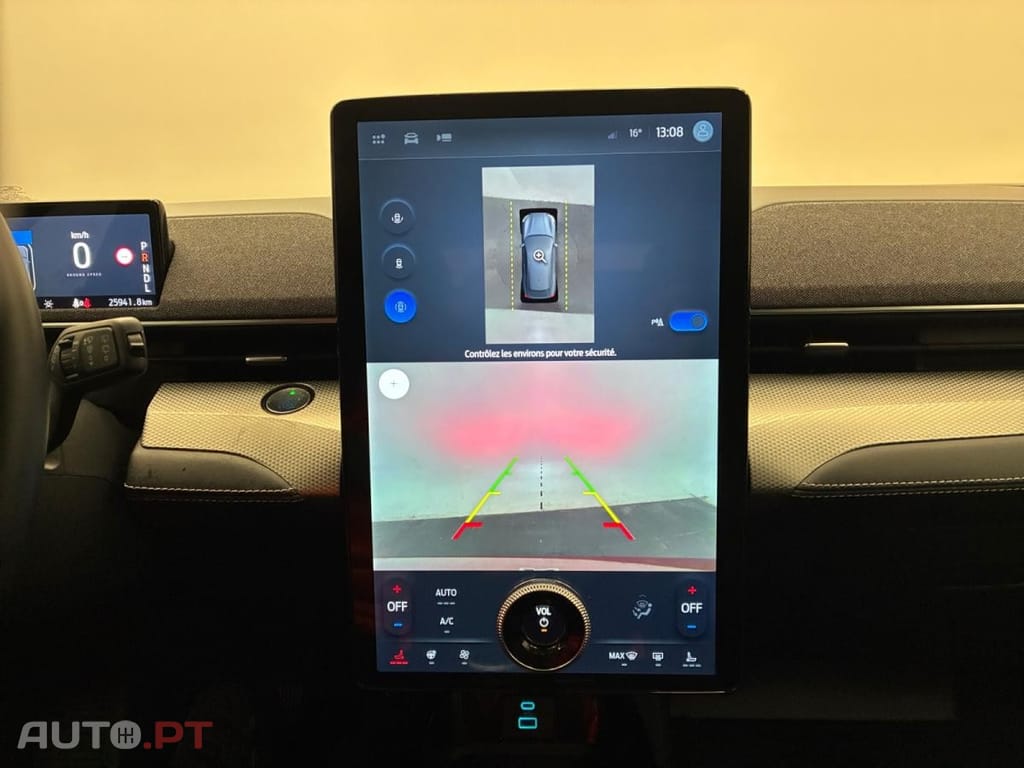 Ford Mustang Mach-E Standard Range