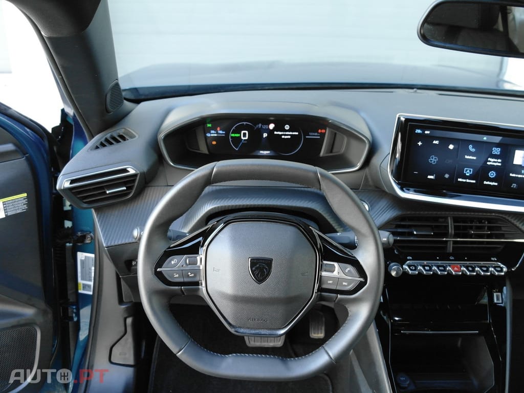 Peugeot E-2008 54 kWh Allure