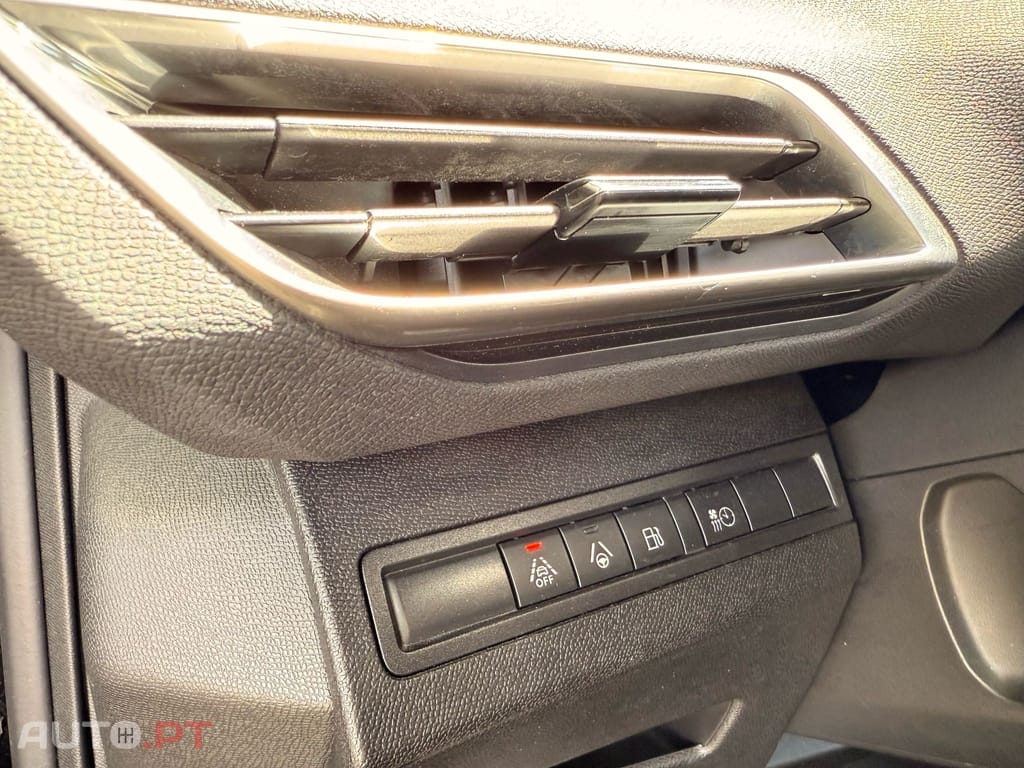Peugeot 3008 1.6 Hybrid GT e-EAT8