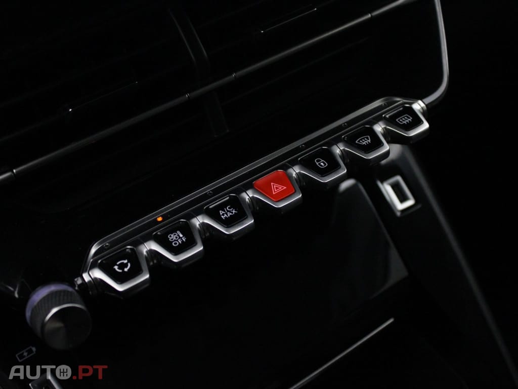 Peugeot E-2008 ALLURE PACK