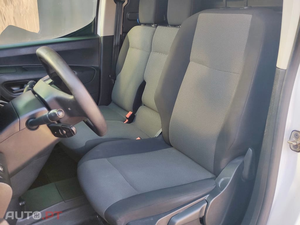 Peugeot Partner 1.5 BlueHDi Premium Longa