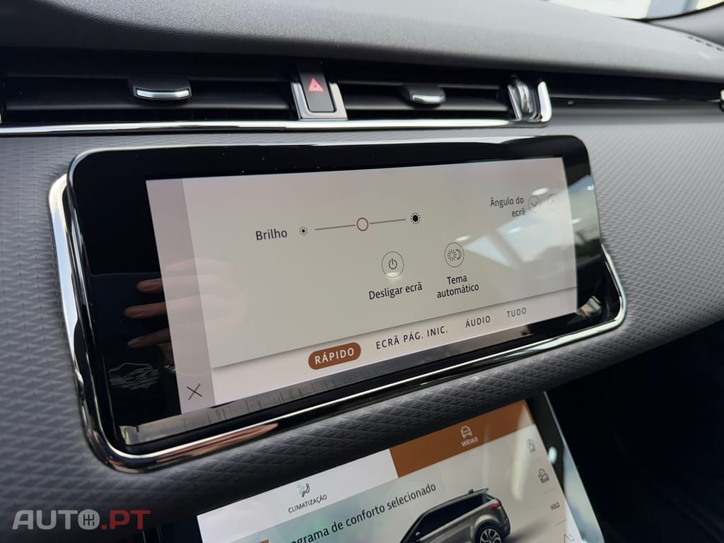 Land Rover Evoque 1.5 P300e AWD R-Dynamic S Auto