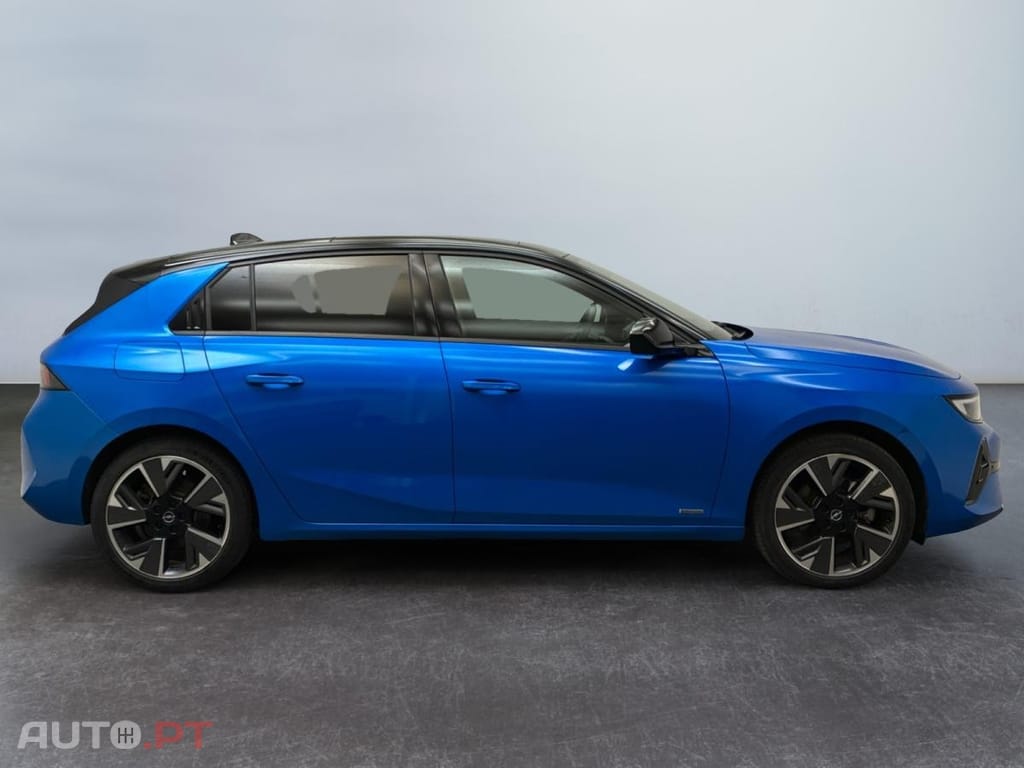 Opel Astra 54 kWh GS
