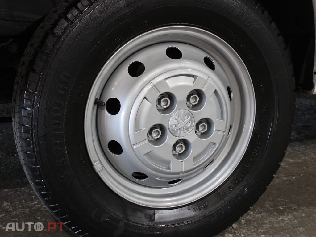 Peugeot Boxer 2.0 BlueHDi 330 L1H1 Premium