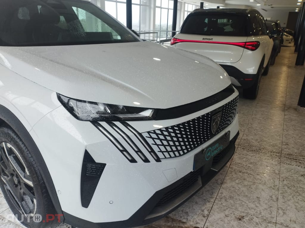 Peugeot E-5008 73 kWh Allure
