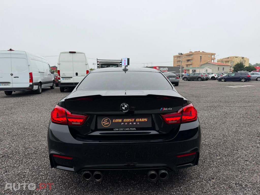 BMW M4 Auto