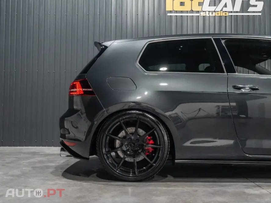 Volkswagen Golf 2.0 TSi GTi DSG Performance