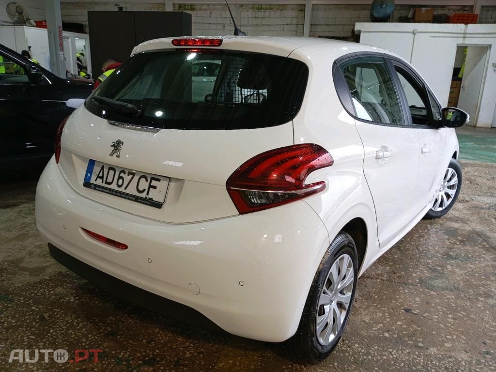 Peugeot 208 VAN 1.5 BlueHDi