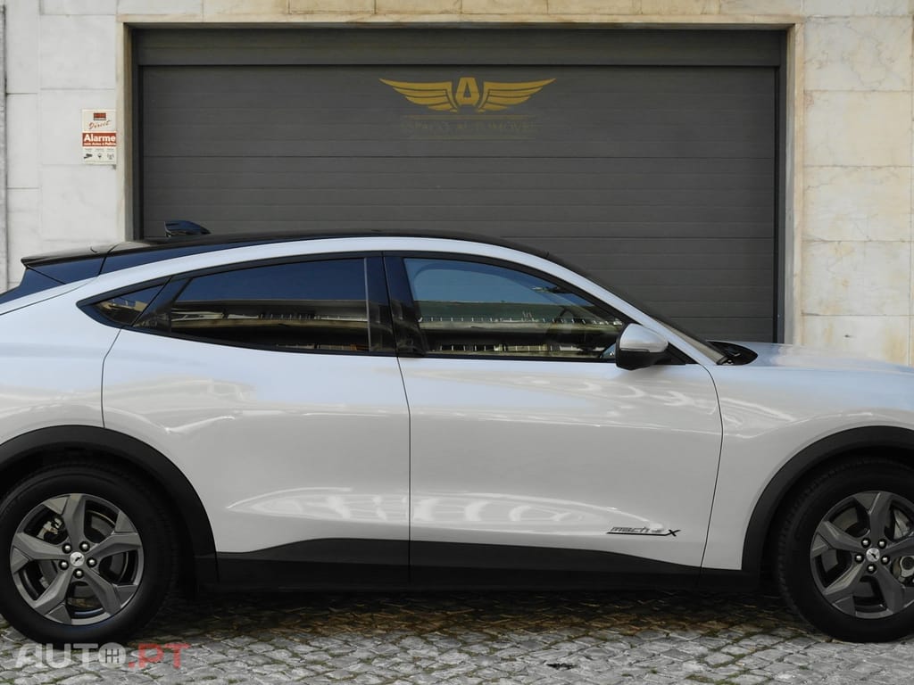 Ford Mustang Mach-E 98.7 kWh Premium