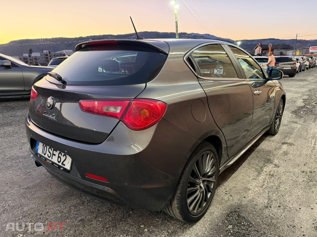 Alfa Romeo Giulietta 1.6 JTDM 16V Business