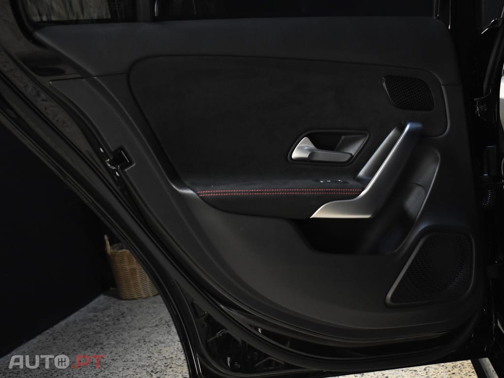 Mercedes-Benz A 250 e AMG Line 8G-DCT AMG Line
