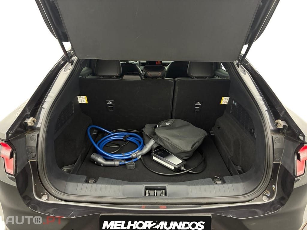 Ford Mustang Mach-E Standard Range Premium AWD