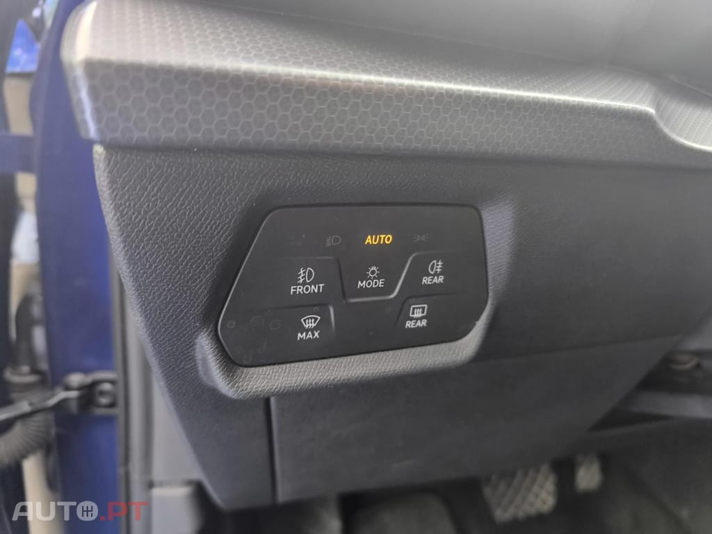 Seat Leon 1.0 eTSI STYLE DSG 7v S&S