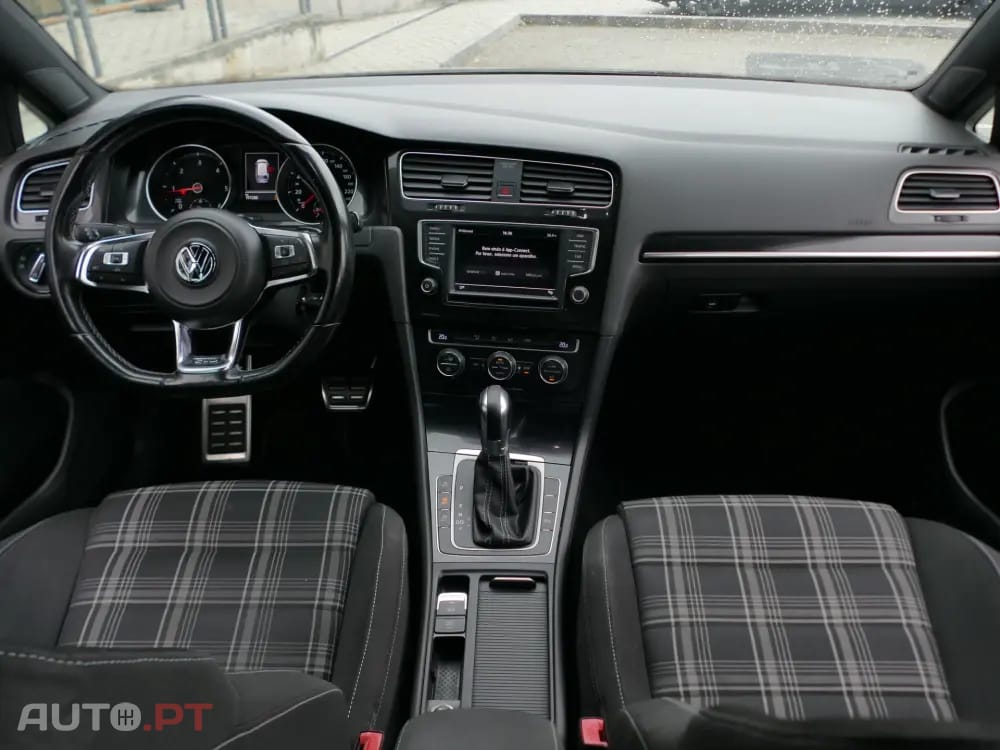 Volkswagen Golf Variant 2.0 TDi GTD DSG