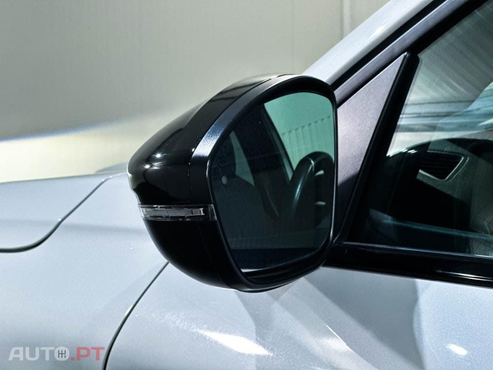 Peugeot E-208 50 kWh GT Pack
