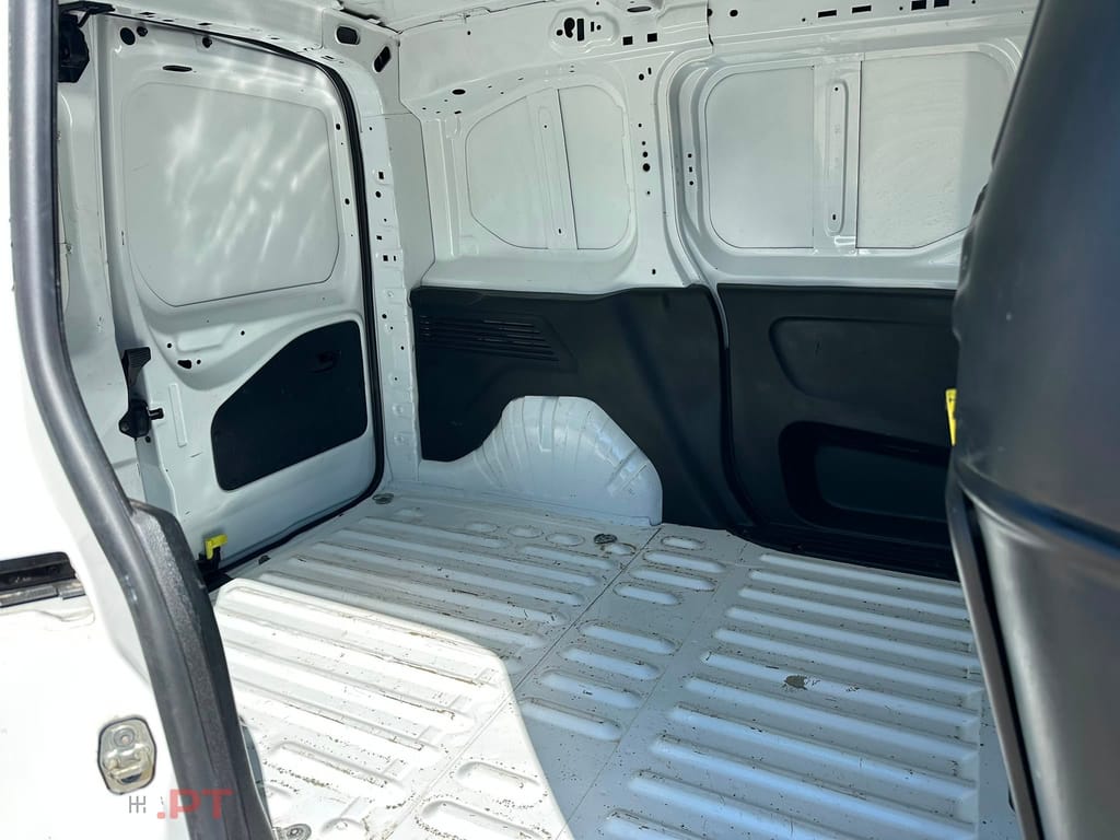 Opel Combo Outro