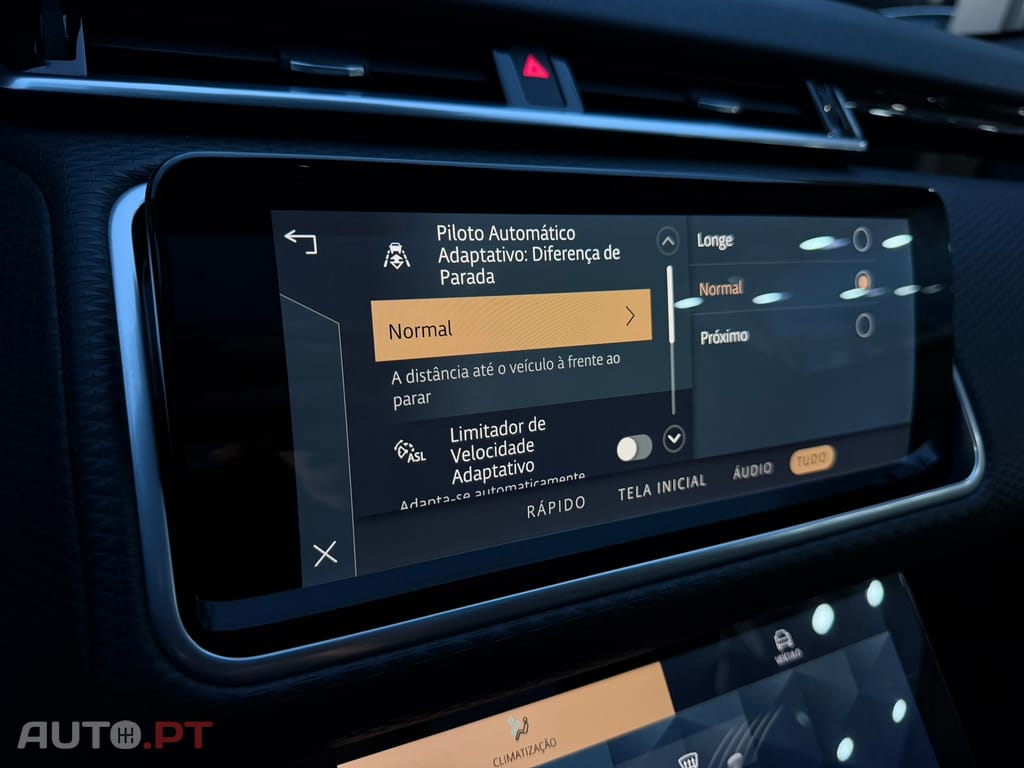 Land Rover Velar 2.0 D200 AWD R-Dynamic SE