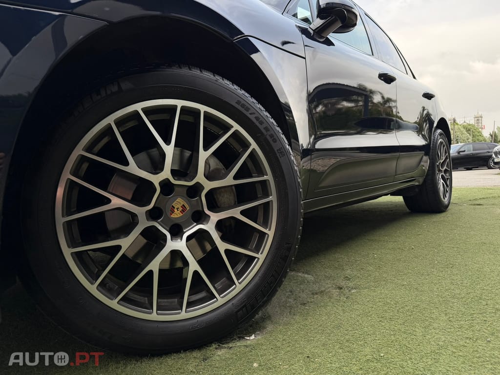 Porsche Macan PDK