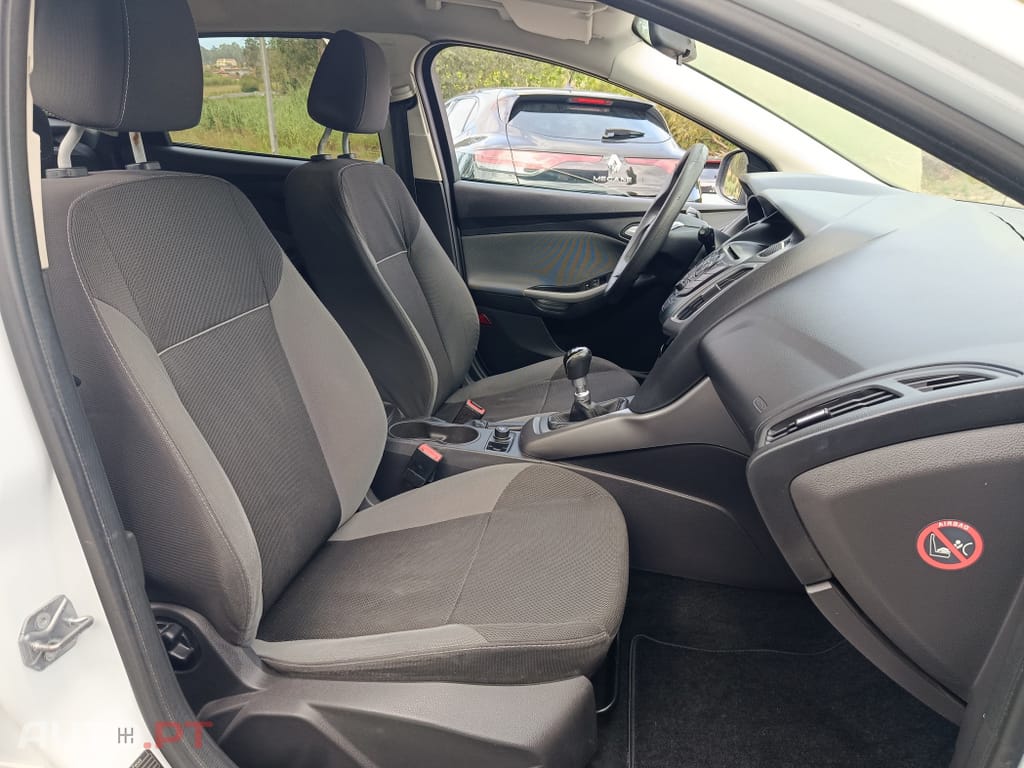 Ford Focus SW 1.6 TDCi Titanium