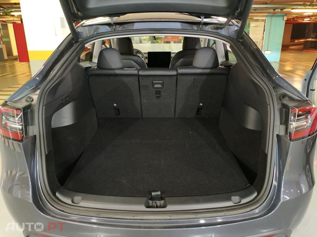 Tesla Model Y Long Range Tração Integral