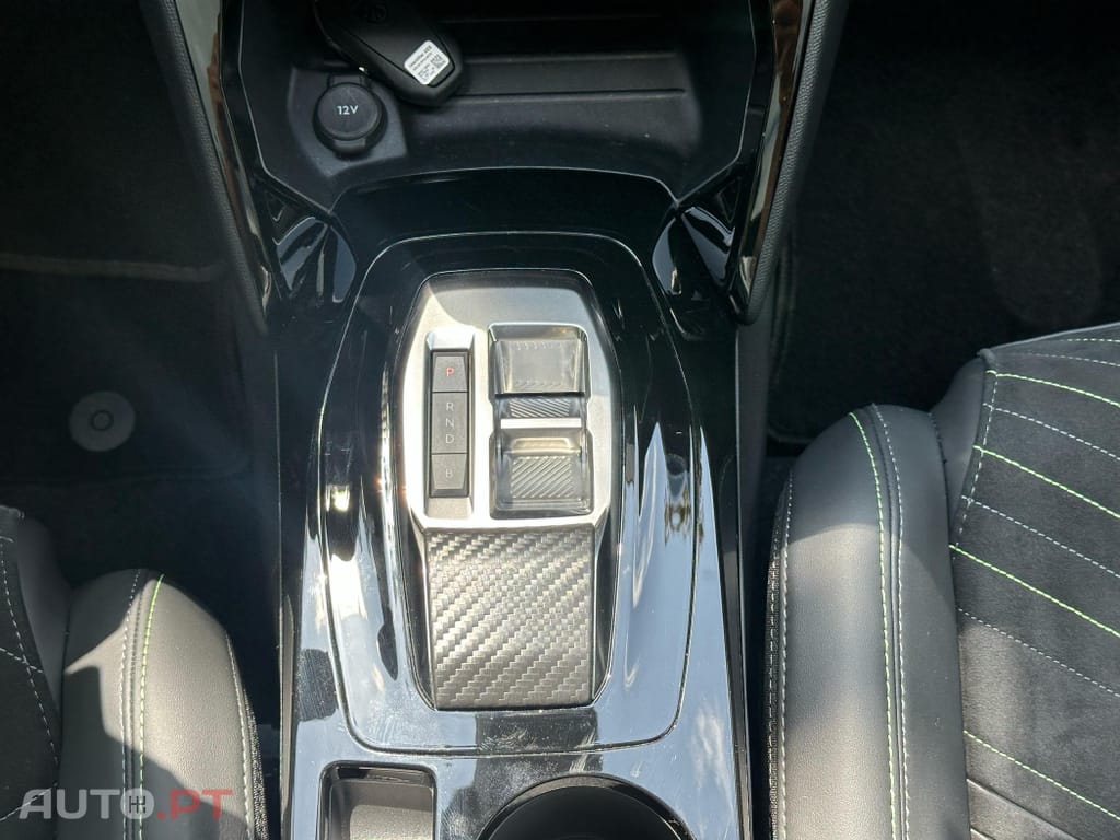 Peugeot E-2008 50 kWh GT Pack