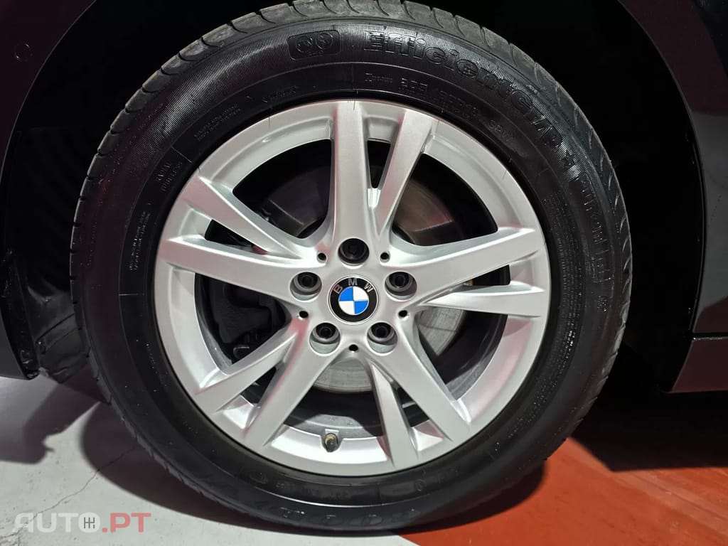 BMW 216 d Advantage Auto