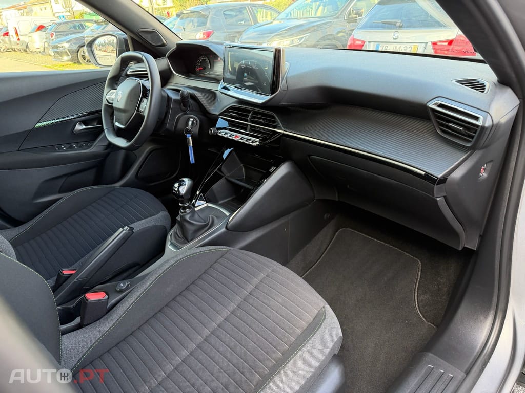 Peugeot 2008 1.2 PureTech Active Pack