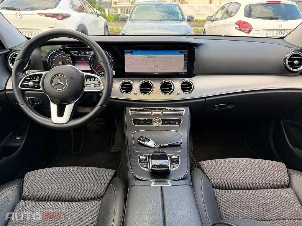 Mercedes-Benz E 300 de Avantgarde