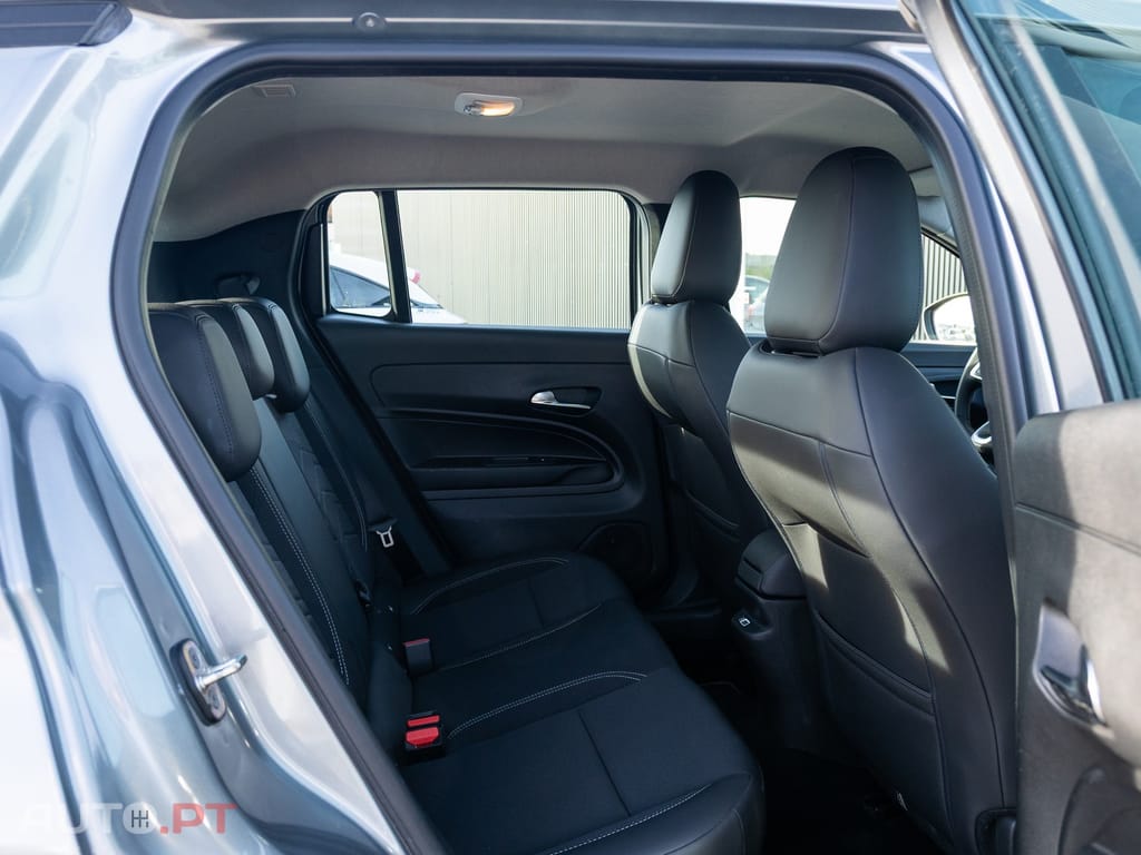 Jeep Avenger 1.2 GSE T3 Altitude
