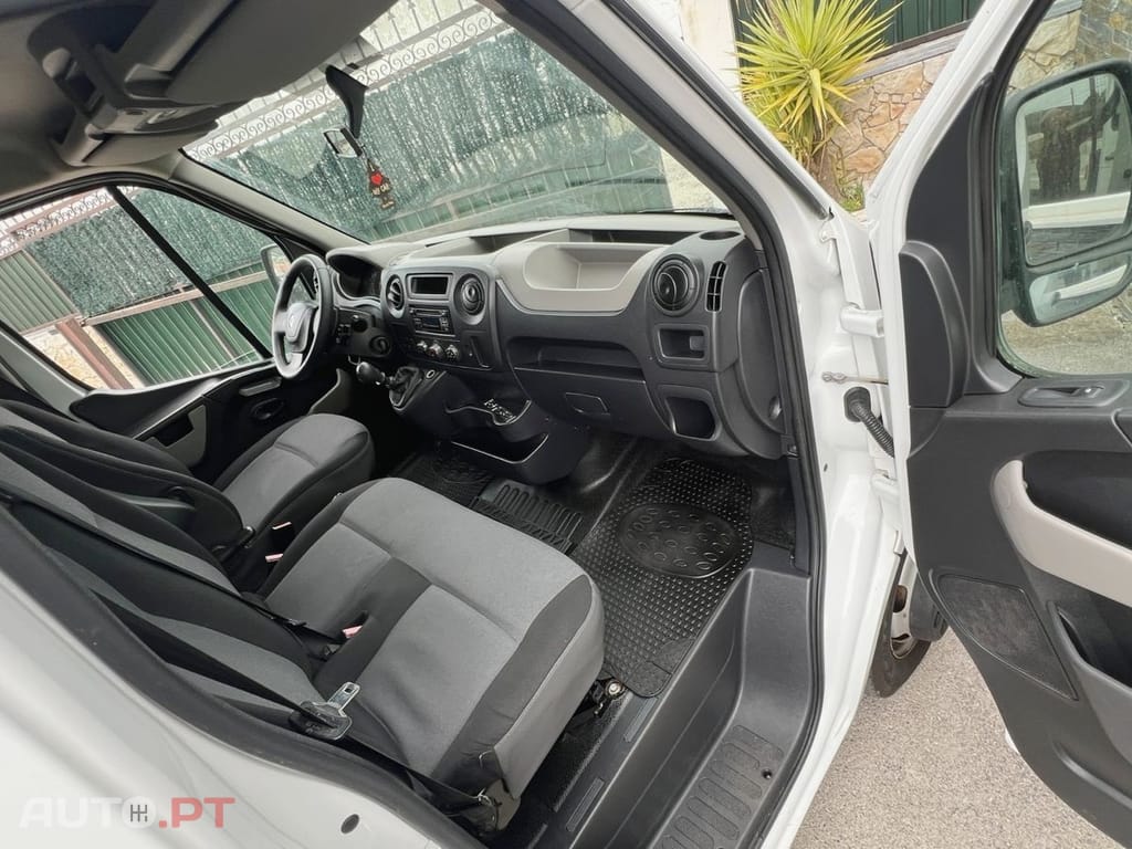 Renault Master 2.3 dCi 100.35 DC L3