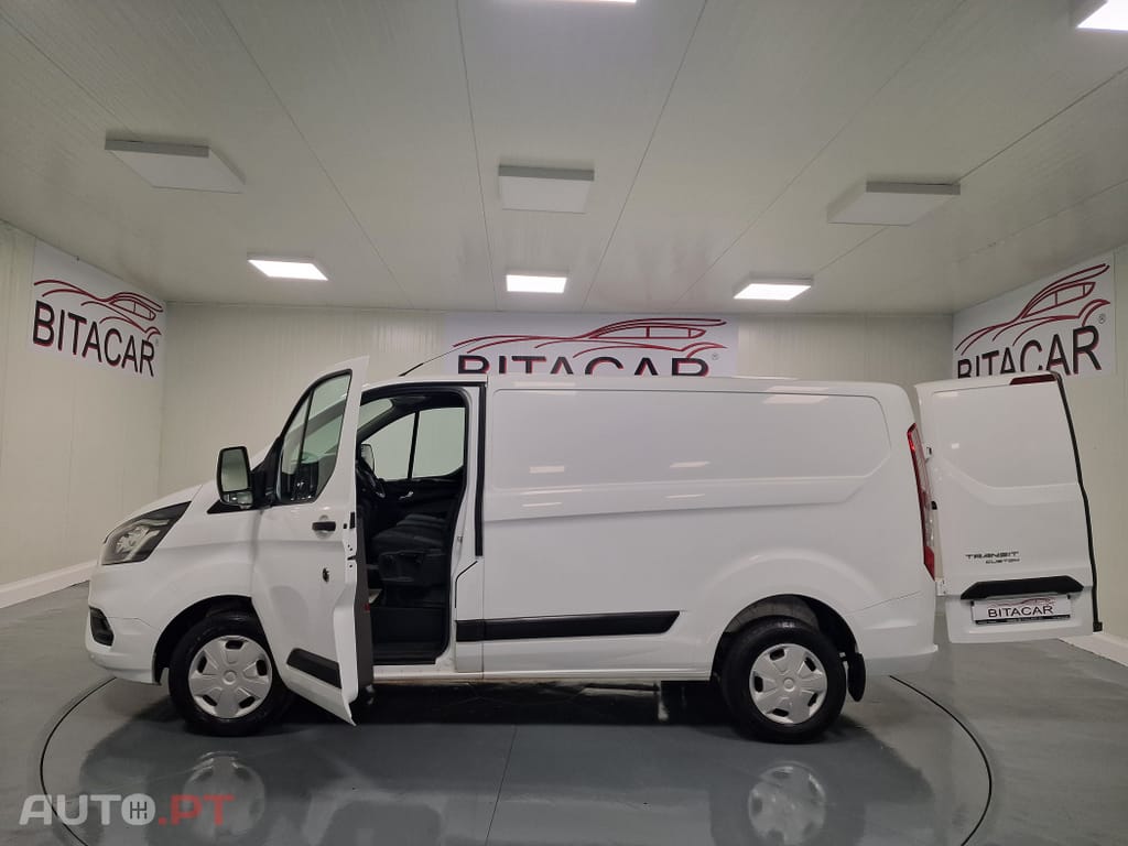 Ford Transit Custom 310L1 2.0 TDCi H1-Tecto Baixo Trend