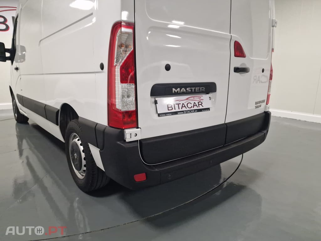 Renault Master L2H2 3.5T 2.3 DCI 130CV GPS CAM. TRASEIRA IVA DEDUTIVEL