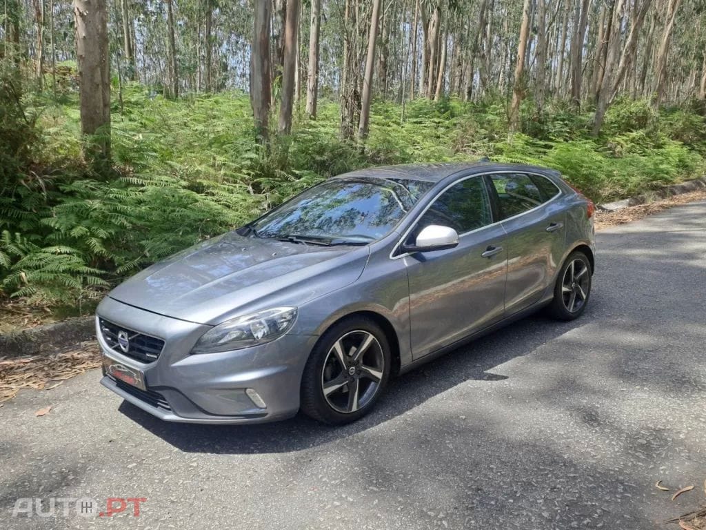 Volvo V40 1.6 D2 R-Design