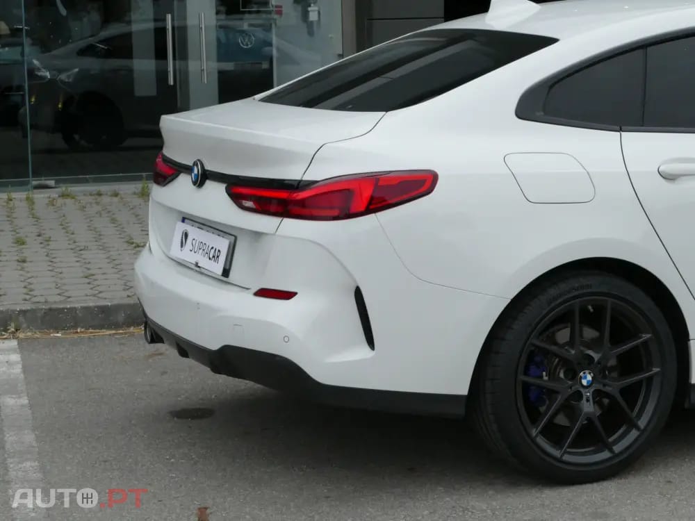 BMW 216 d Pack Desportivo M