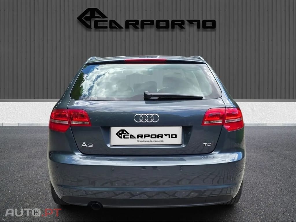 Audi A3 Sportback 2.0 TDi Attraction — fotografia 6