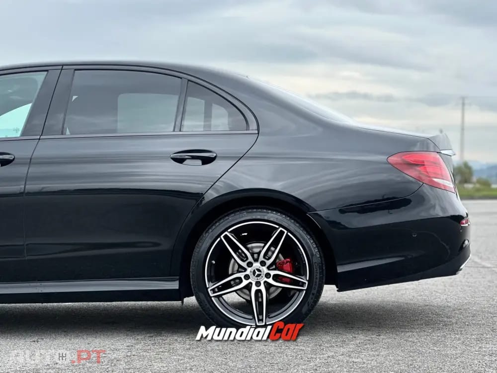 Mercedes-Benz E 220 d AMG Line