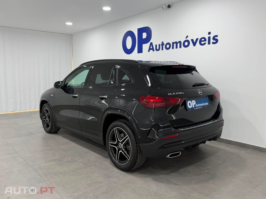 Mercedes-Benz GLA 250 e AMG Line