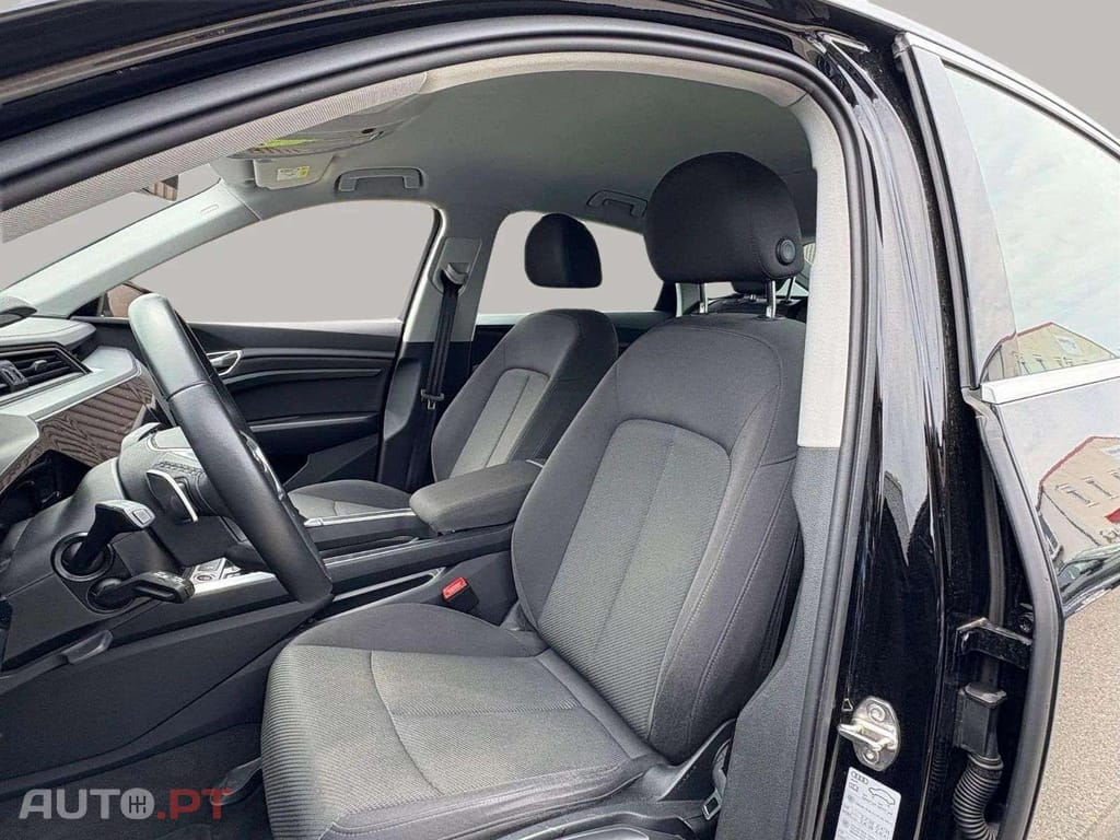Audi E-Tron I.V.A DEDUTÍVEL 50 quattro