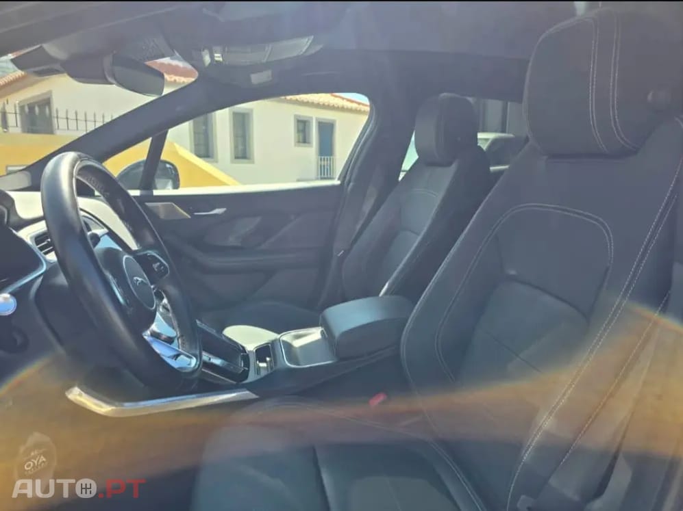 Jaguar I-Pace EV400 R-Dynamic SE AWD
