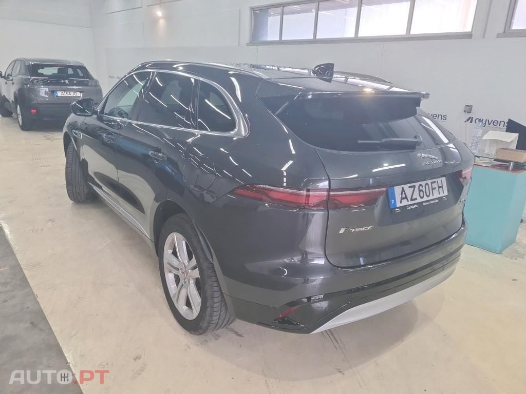 Jaguar F-Pace 2.0 P400e AWD SE