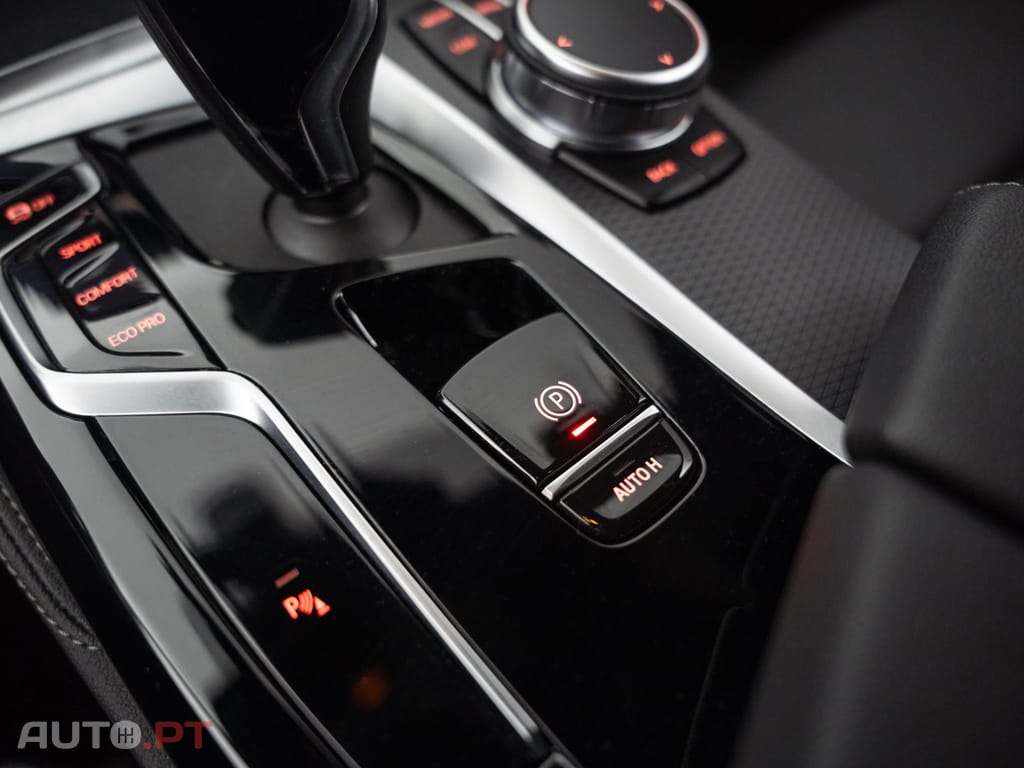 BMW 520 d Pack Desportivo M Auto