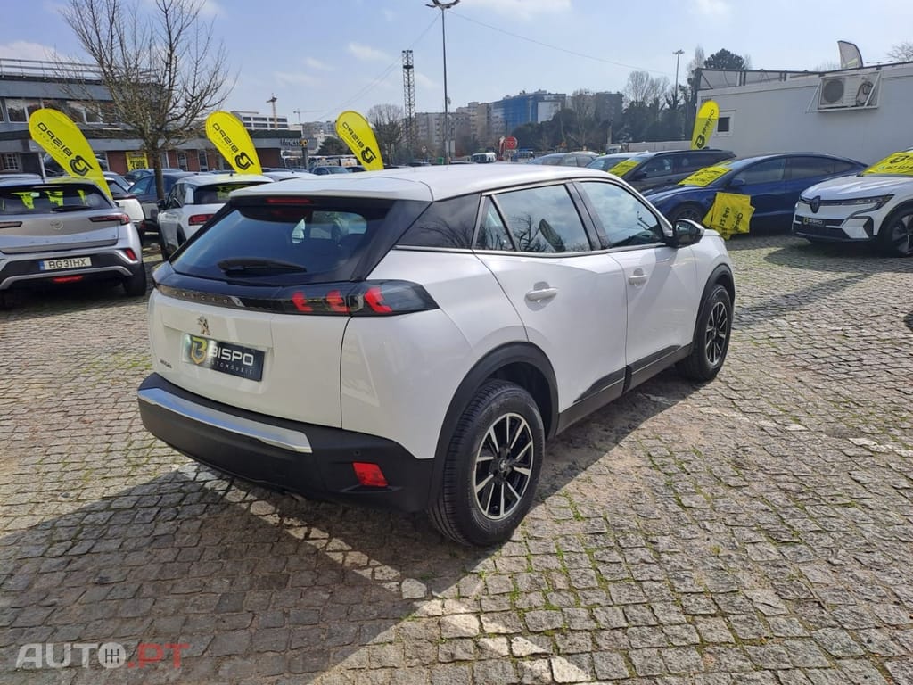 Peugeot 2008 PureTech 155 EAT8 GT