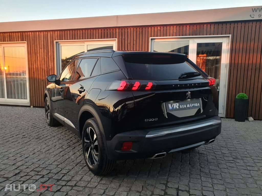 Peugeot 2008 1.2 PureTech GT