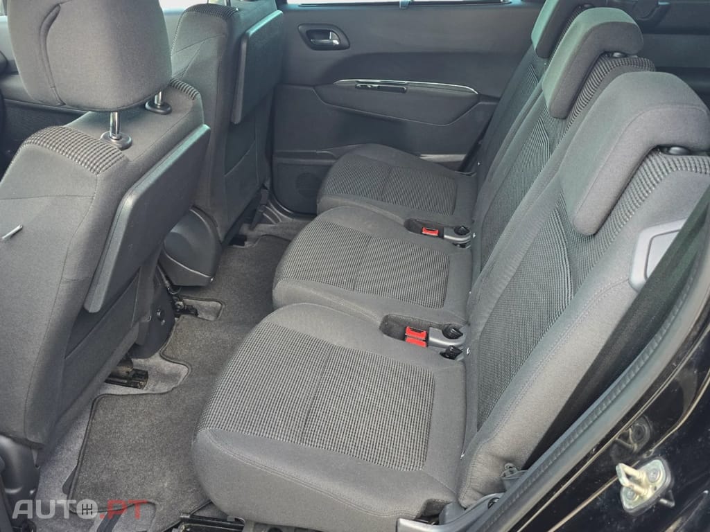 Peugeot 5008 HDI FAP 115 Business-Line