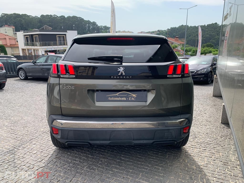 Peugeot 3008 1.5 BlueHDi Active