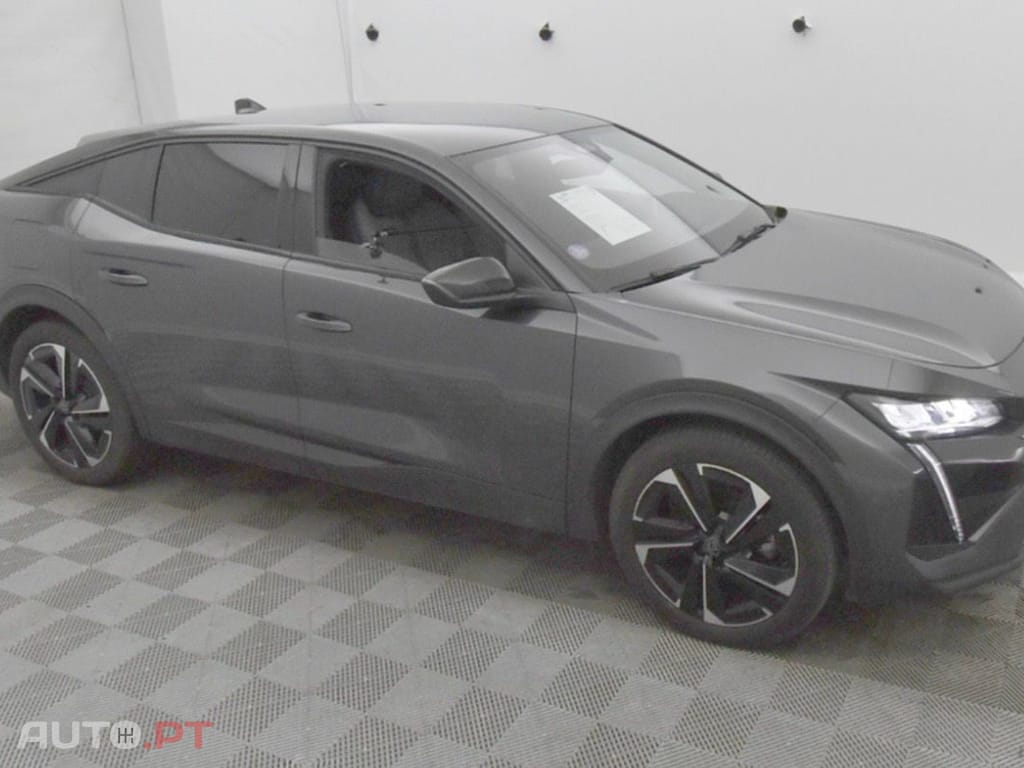 Peugeot 408 1.2 PureTech Allure EAT8