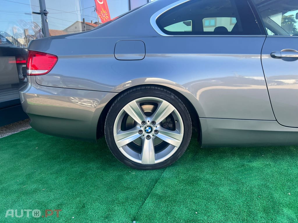BMW 335 bi Turbo - Selo barato