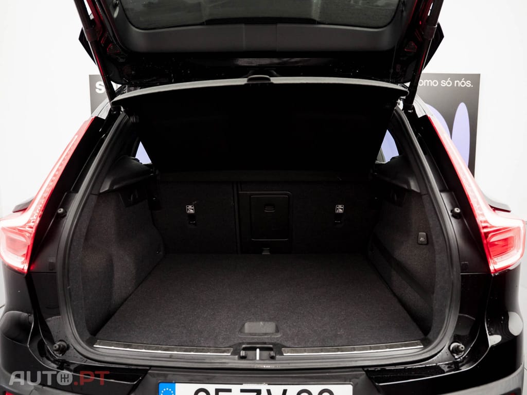 Volvo XC40 2.0 D3 R-Design