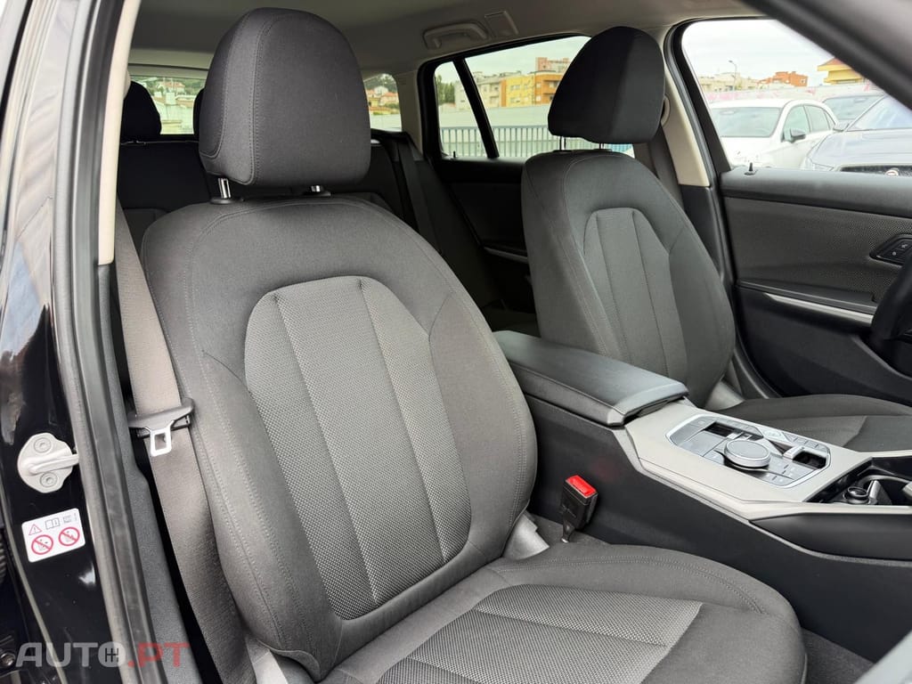 BMW 320 e Auto