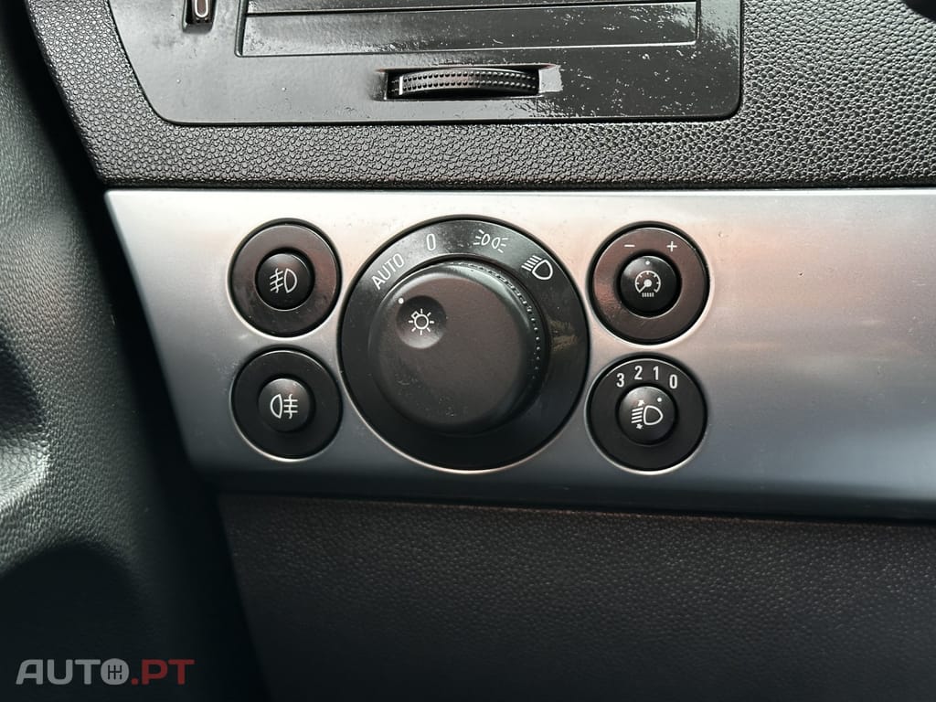 Opel Astra 1.7 CDTi Cosmo ecoFLEX